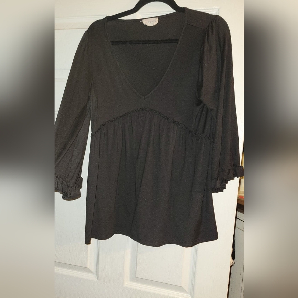 Womens black boutique top